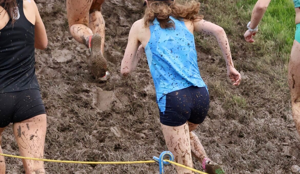 SCEGGS runners take on Australian Cross Country Championships